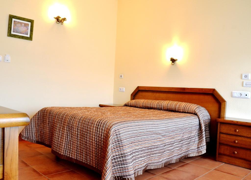 Hospederia El Cantio Orena Room photo